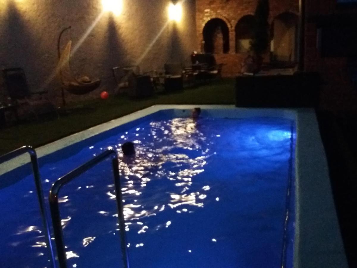 Guesthouse Prenociste Faraon Pljevlja Eksteriør billede