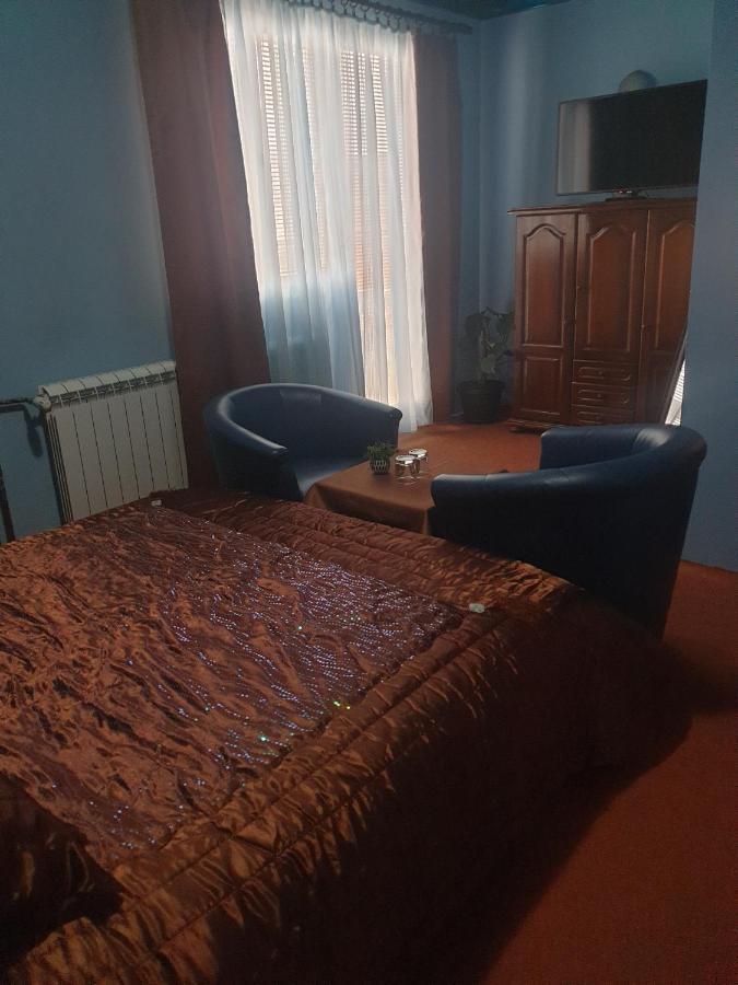 Guesthouse Prenociste Faraon Pljevlja Eksteriør billede