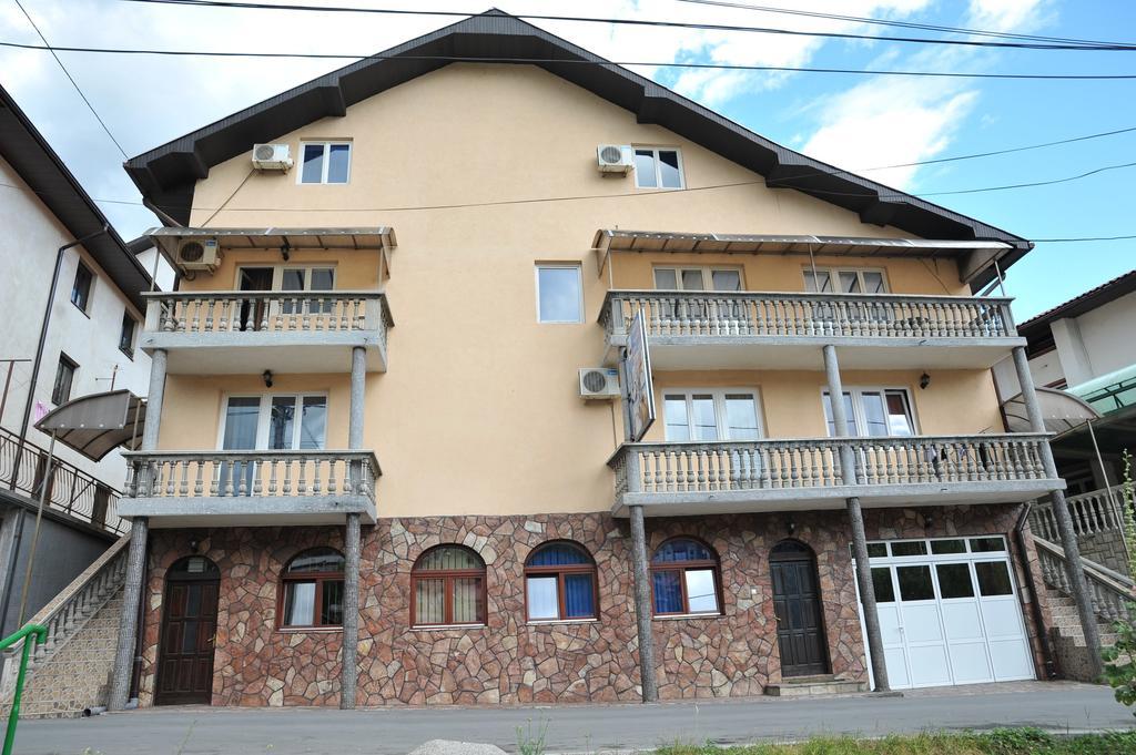 Guesthouse Prenociste Faraon Pljevlja Eksteriør billede